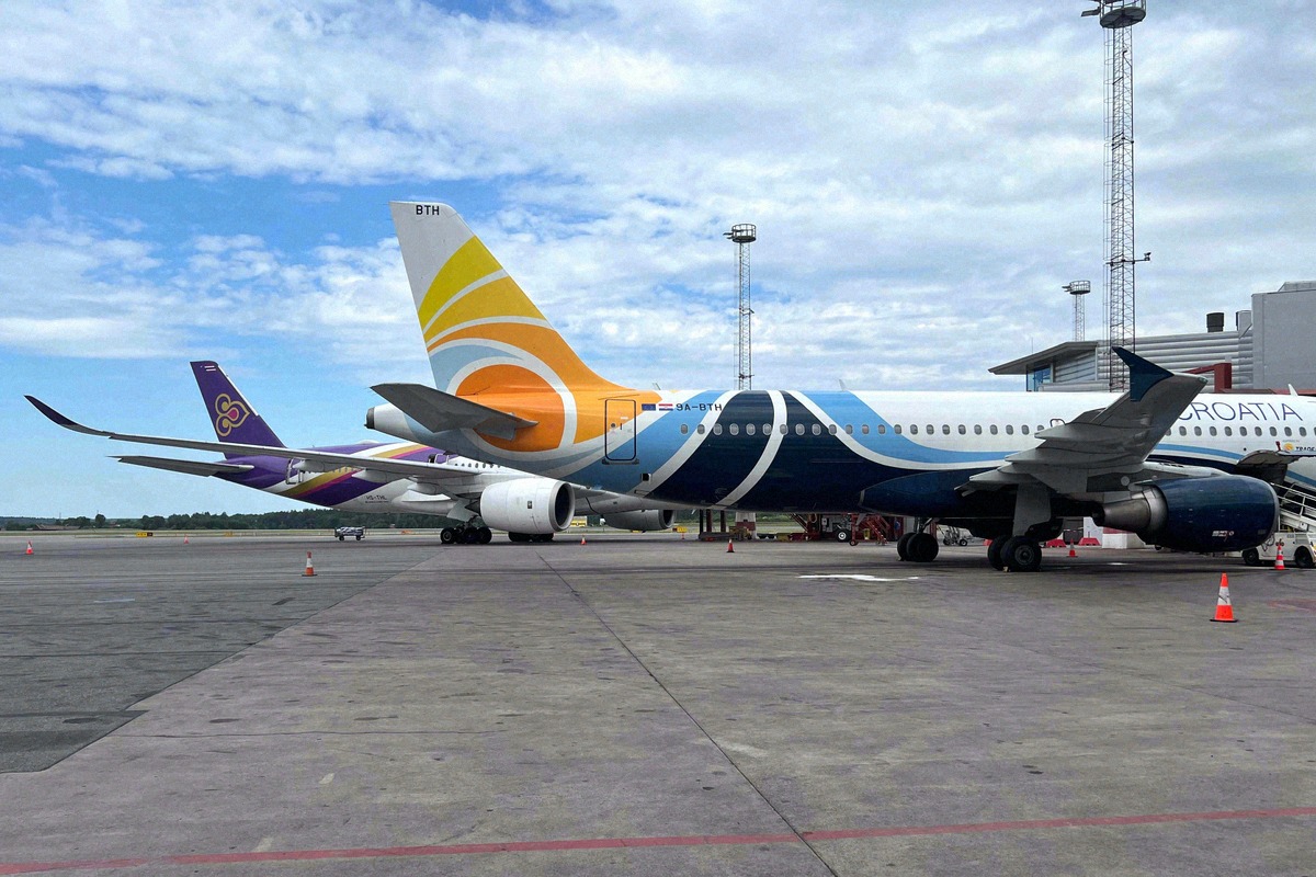 Aerei sul piazzale dell'aeroporto di Stoccolma Arlanda